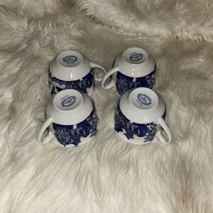 set of 4 Beautiful Royal Cuthbertson Blue Willow TEACUP